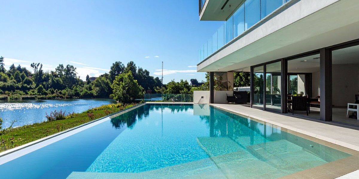 casa con piscina de sal