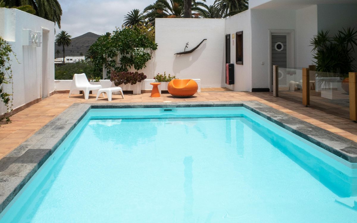 casa con piscina